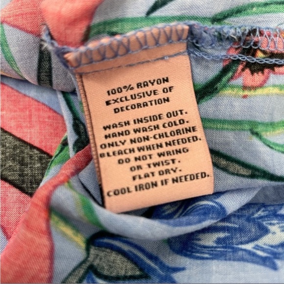 JUICY COUTURE Floral Print Off The Shoulder Top Size Medium - Picture 8 of 8